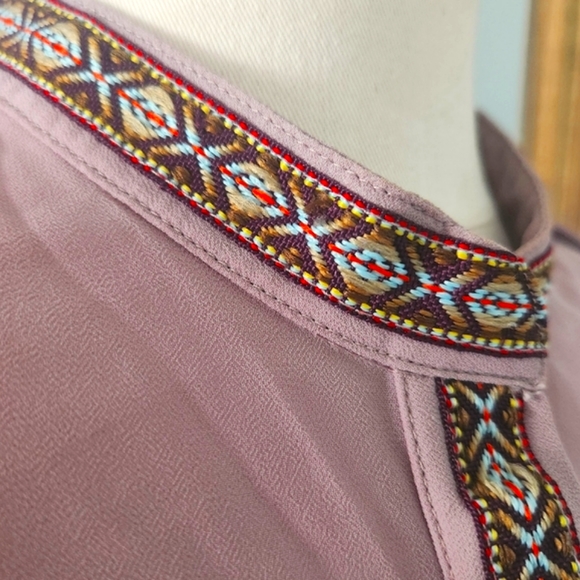 Free To Fly Button down - Picture 4 of 7